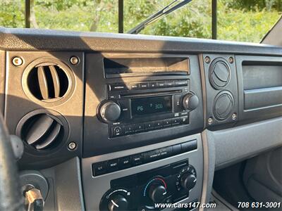 2006 Jeep Commander   - Photo 12 - Midlothian, IL 60445