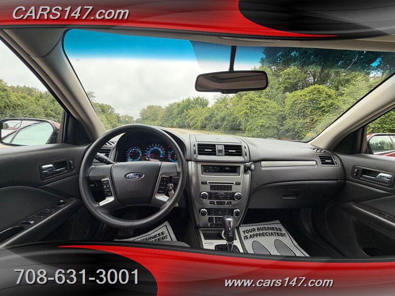 2011 Ford Fusion SE - Photo 10 - Midlothian, IL 60445