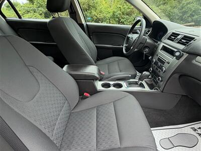 2011 Ford Fusion SE - Photo 18 - Midlothian, IL 60445