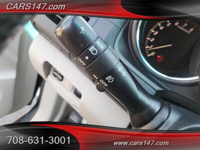 2005 Lexus RX 330   - Photo 17 - Midlothian, IL 60445