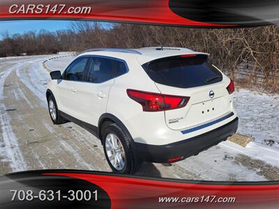 2017 Nissan Rogue Sport SV   - Photo 9 - Midlothian, IL 60445