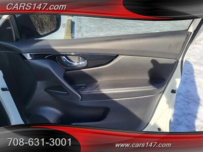 2017 Nissan Rogue Sport SV   - Photo 27 - Midlothian, IL 60445