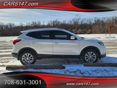 2017 Nissan Rogue Sport SV   - Photo 6 - Midlothian, IL 60445