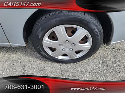 2005 Ford Focus ZX3 SE   - Photo 26 - Midlothian, IL 60445