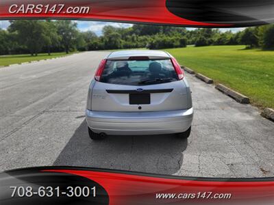2005 Ford Focus ZX3 SE   - Photo 7 - Midlothian, IL 60445