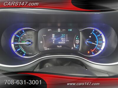 2018 Chrysler Pacifica Hybrid Limited   - Photo 14 - Midlothian, IL 60445