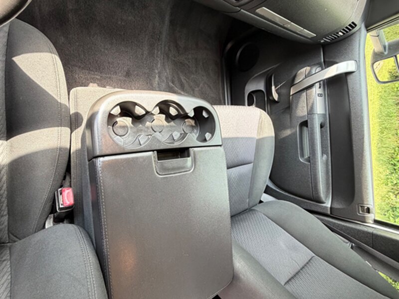 2010 Chevrolet Silverado 1500 LT - Photo 14 - Midlothian, IL 60445