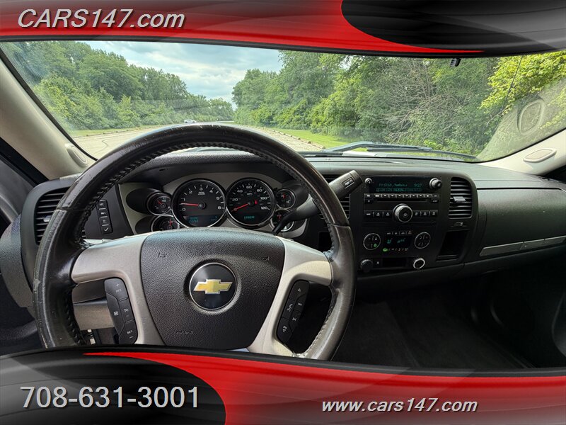2010 Chevrolet Silverado 1500 LT - Photo 11 - Midlothian, IL 60445