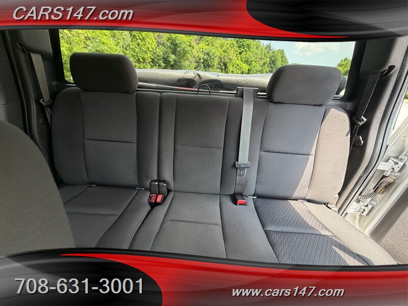 2010 Chevrolet Silverado 1500 LT - Photo 10 - Midlothian, IL 60445