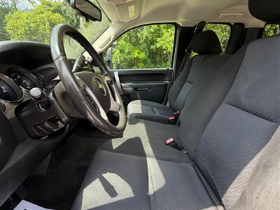 2010 Chevrolet Silverado 1500 LT - Photo 16 - Midlothian, IL 60445
