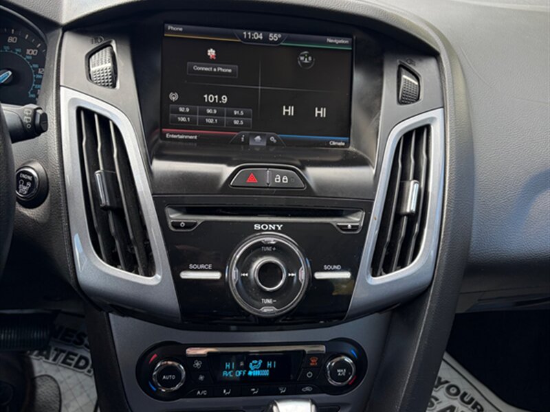 2014 Ford Focus Titanium - Photo 14 - Midlothian, IL 60445