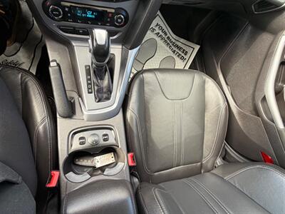 2014 Ford Focus Titanium - Photo 15 - Midlothian, IL 60445