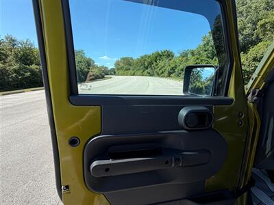 2007 Jeep Wrangler Unlimited X - Photo 21 - Midlothian, IL 60445