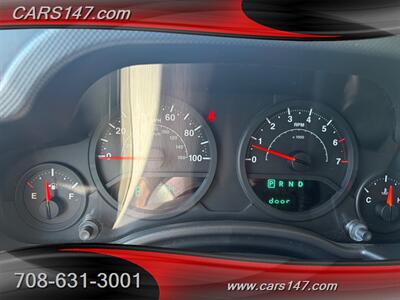 2007 Jeep Wrangler Unlimited X - Photo 13 - Midlothian, IL 60445