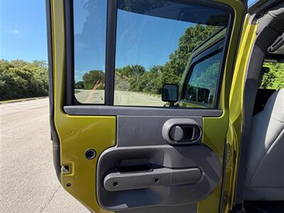 2007 Jeep Wrangler Unlimited X - Photo 23 - Midlothian, IL 60445