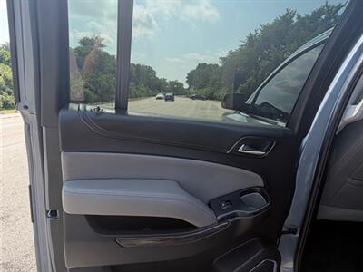 2016 Chevrolet Suburban LT   - Photo 28 - Midlothian, IL 60445