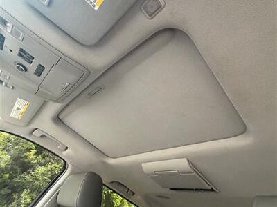 2016 Chevrolet Suburban LT   - Photo 20 - Midlothian, IL 60445