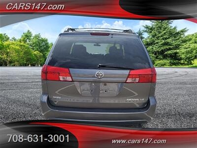 2005 Toyota Sienna CE 7 Passenger   - Photo 4 - Midlothian, IL 60445