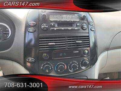 2005 Toyota Sienna CE 7 Passenger   - Photo 12 - Midlothian, IL 60445
