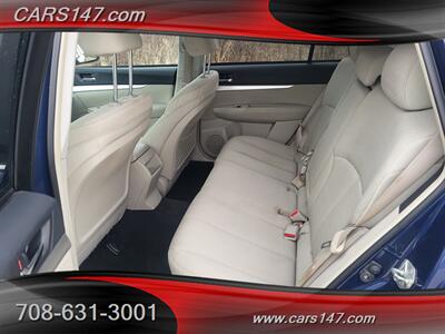 2010 Subaru Outback 3.6R Premium   - Photo 14 - Midlothian, IL 60445