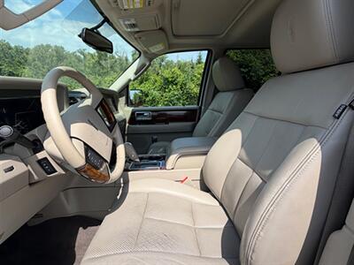 2014 Lincoln Navigator   - Photo 19 - Midlothian, IL 60445