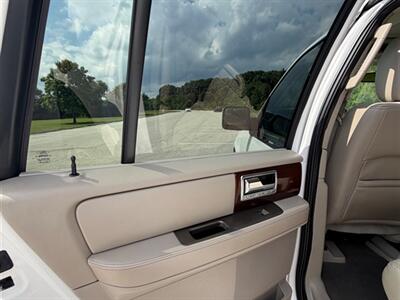 2014 Lincoln Navigator   - Photo 26 - Midlothian, IL 60445