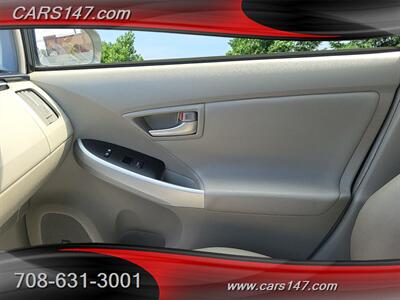 2015 Toyota Prius Two   - Photo 19 - Midlothian, IL 60445