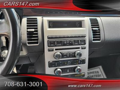 2009 Ford Flex SEL   - Photo 16 - Midlothian, IL 60445