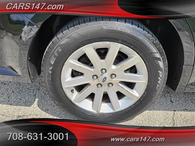 2009 Ford Flex SEL   - Photo 12 - Midlothian, IL 60445