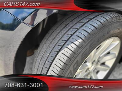 2009 Ford Flex SEL   - Photo 13 - Midlothian, IL 60445