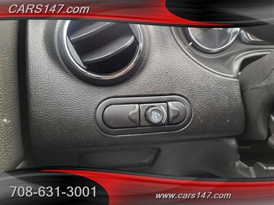 2009 Pontiac G6   - Photo 18 - Midlothian, IL 60445