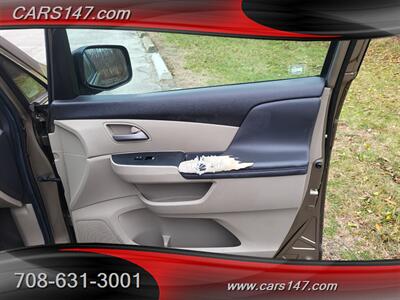 2012 Honda Odyssey LX   - Photo 17 - Midlothian, IL 60445