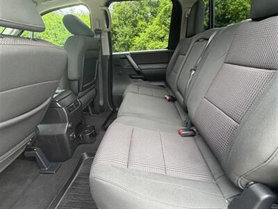 2014 Nissan Titan SV - Photo 18 - Midlothian, IL 60445
