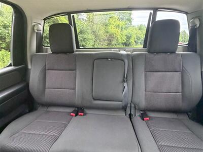 2014 Nissan Titan SV - Photo 11 - Midlothian, IL 60445