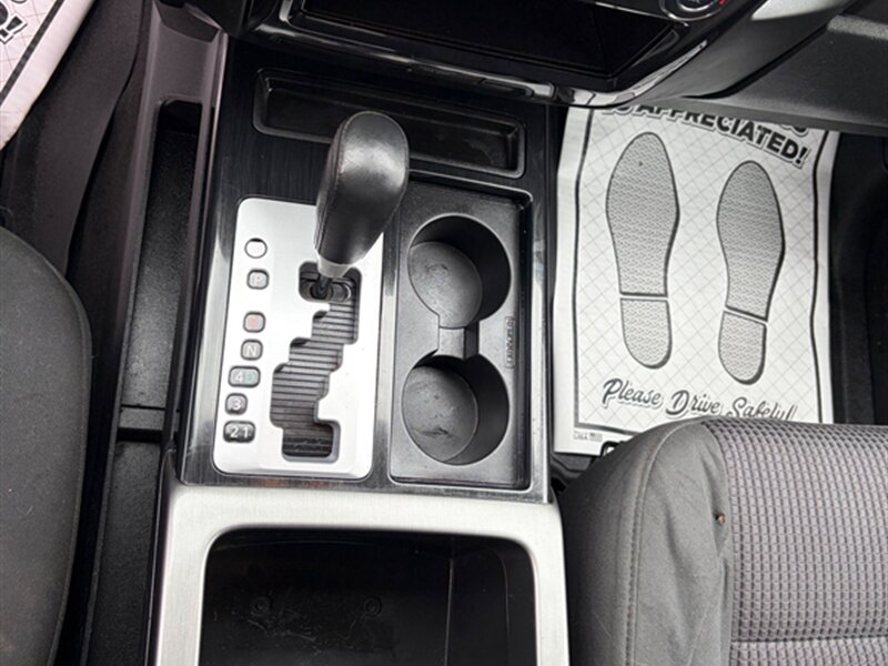 2014 Nissan Titan SV - Photo 14 - Midlothian, IL 60445