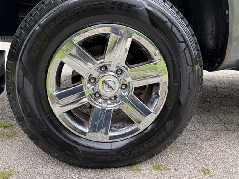 2014 Nissan Titan SV - Photo 26 - Midlothian, IL 60445