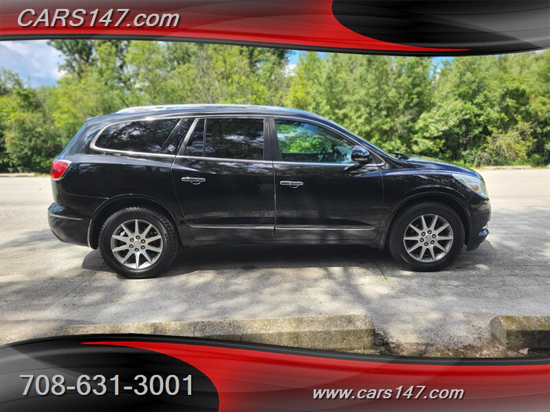 2017 Buick Enclave Leather photo 3