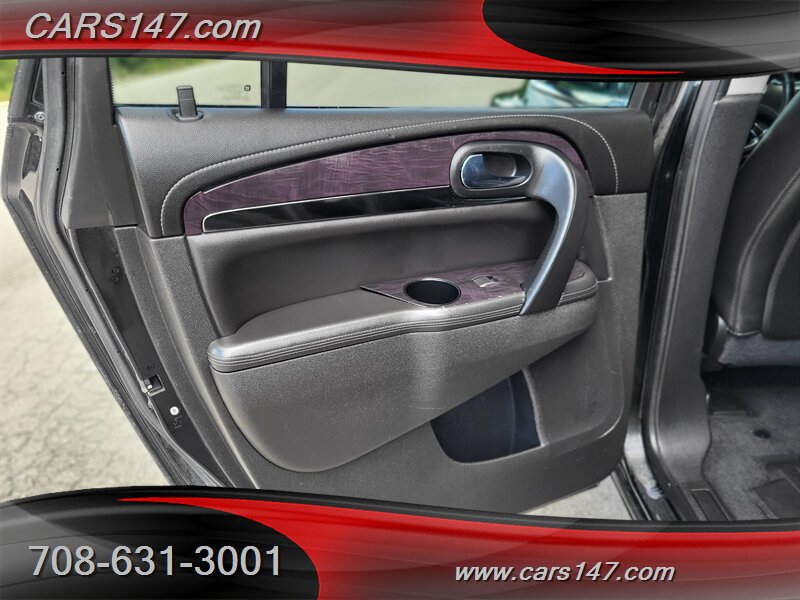 2017 Buick Enclave Leather photo 12