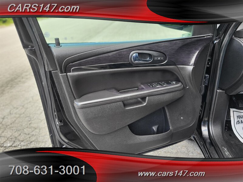 2017 Buick Enclave Leather photo 10