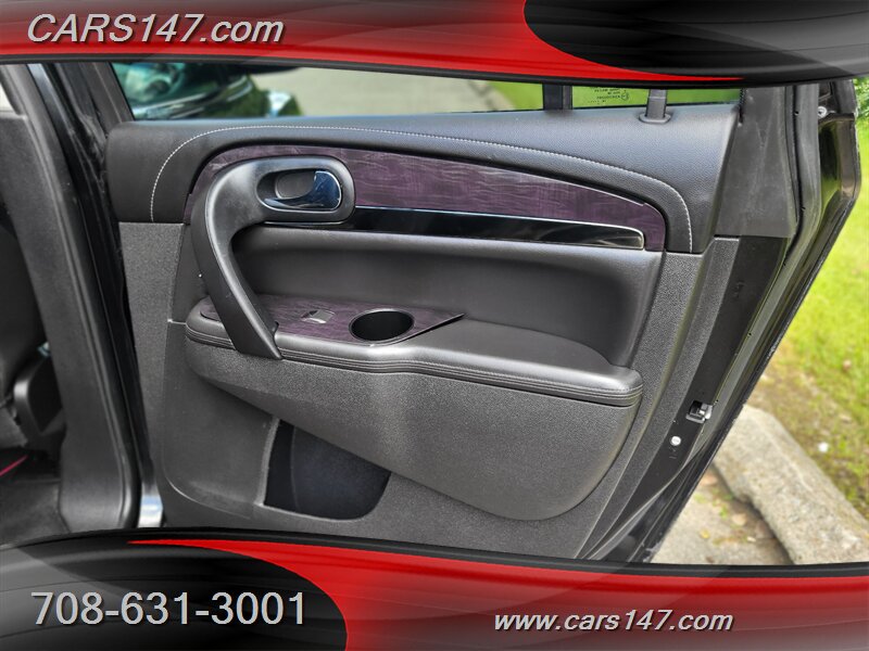2017 Buick Enclave Leather photo 14