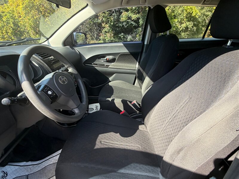 2009 Scion xD - Photo 17 - Midlothian, IL 60445