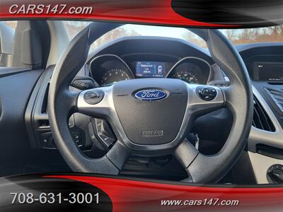 2014 Ford Focus SE   - Photo 14 - Midlothian, IL 60445