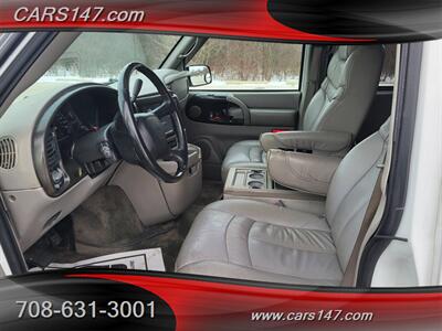 2005 Chevrolet Astro Hightop Conversion   - Photo 10 - Midlothian, IL 60445