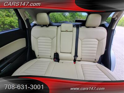 2016 Ford Edge SEL   - Photo 12 - Midlothian, IL 60445