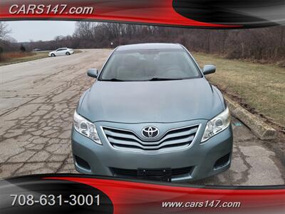 2010 Toyota Camry LE   - Photo 4 - Midlothian, IL 60445