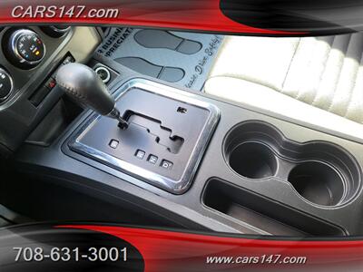 2014 Dodge Challenger SXT   - Photo 19 - Midlothian, IL 60445