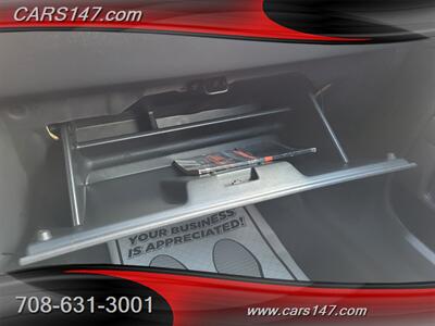 2014 Dodge Challenger SXT   - Photo 21 - Midlothian, IL 60445