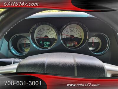 2014 Dodge Challenger SXT   - Photo 17 - Midlothian, IL 60445