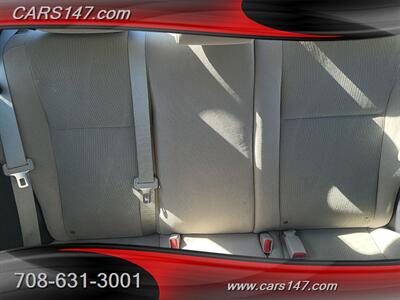 2013 Toyota Corolla LE   - Photo 13 - Midlothian, IL 60445