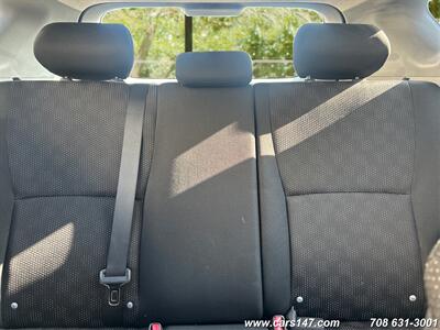 2010 Pontiac Vibe 1.8L   - Photo 13 - Midlothian, IL 60445